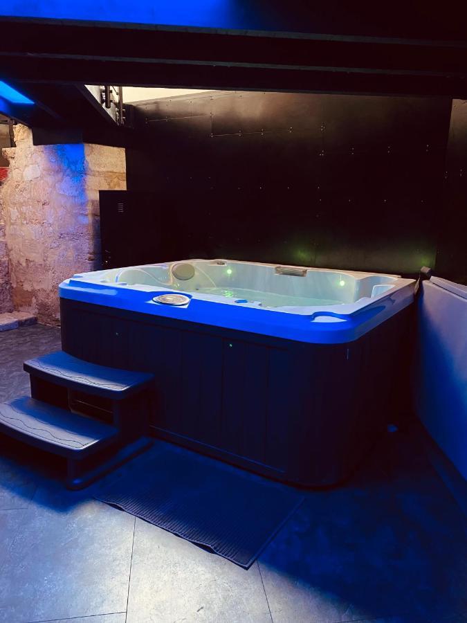 Mieuxqualhotel Jacuzzi Privatif La Retro 波尔多 外观 照片